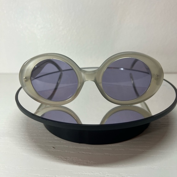 Gucci Accessories - Gucci Sunglasses vintage  GG2410/s 5by